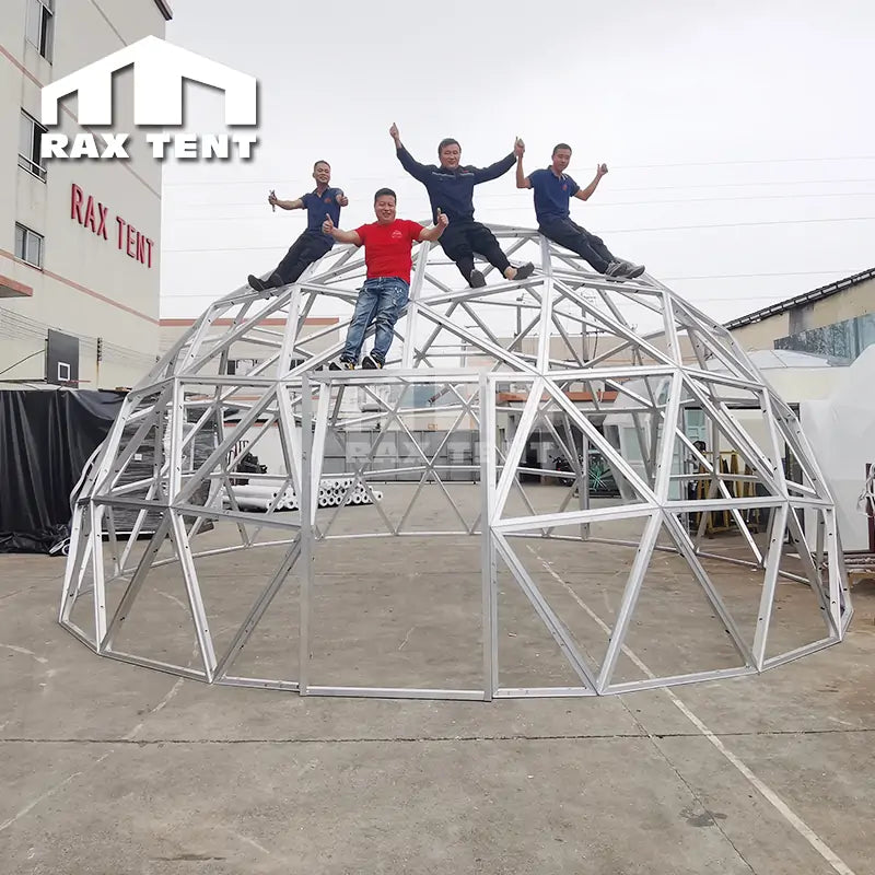 8M Glass Dome for Glamping Hotel and Family Resort with Tempered Glass Cover and Thermal Insulaiton