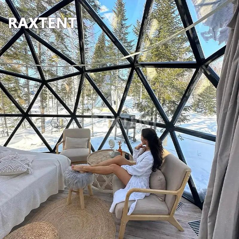 glass dome tent with panoramic viewing